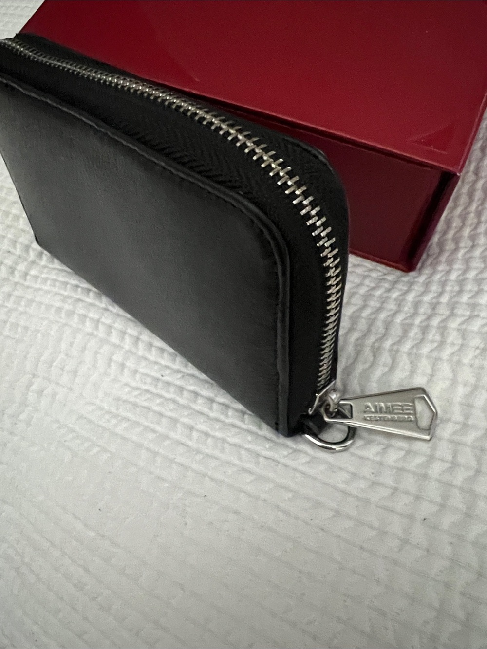 Ami Kestenberg Black Zip-Around Women’s Wallet - Picture 4 of 5